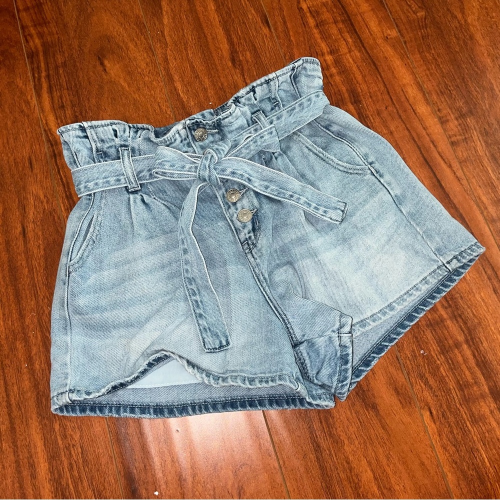 HIGH WAIST PAPERBAG AMERICAN EAGLE DENIM SHORTS